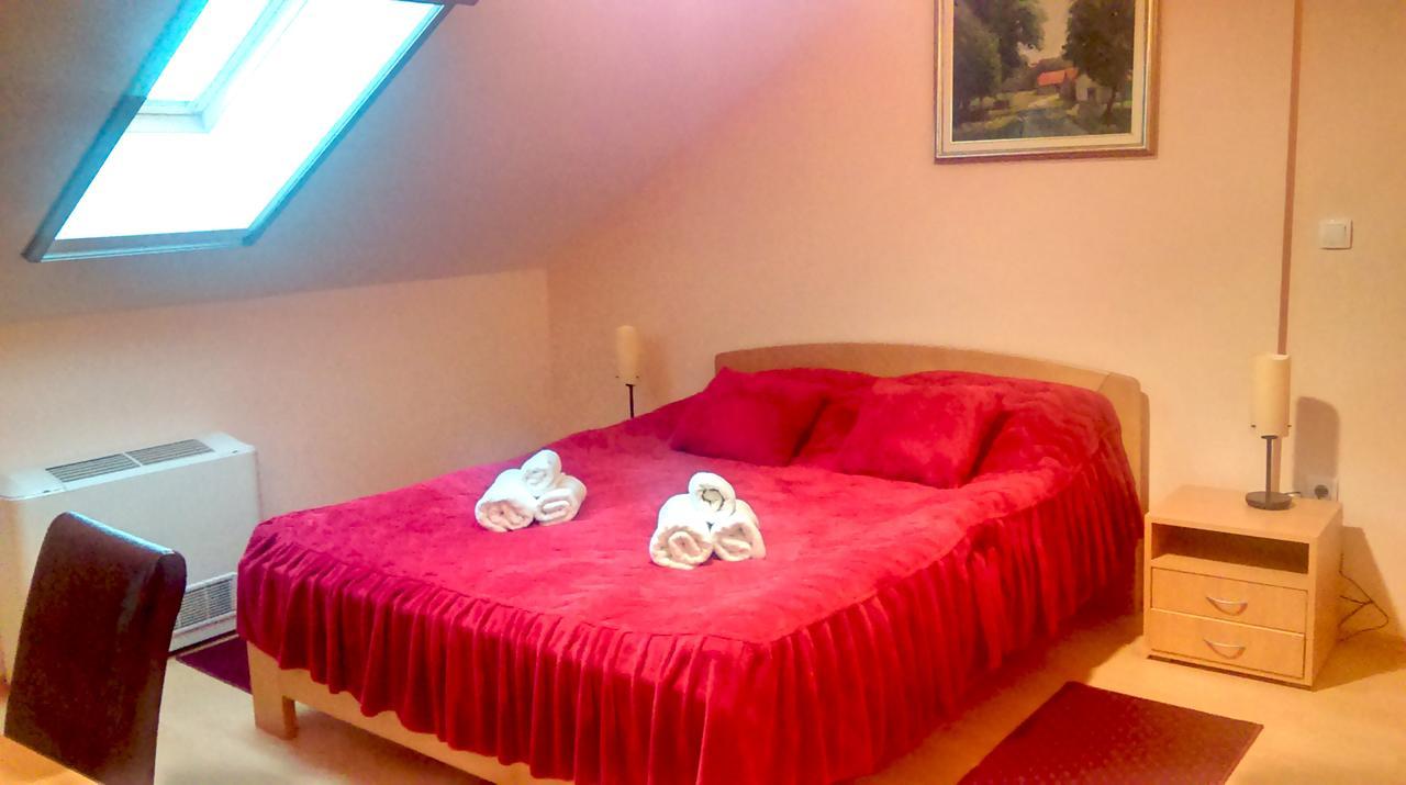 Stari Mlin Hotel Vrsac Eksteriør billede