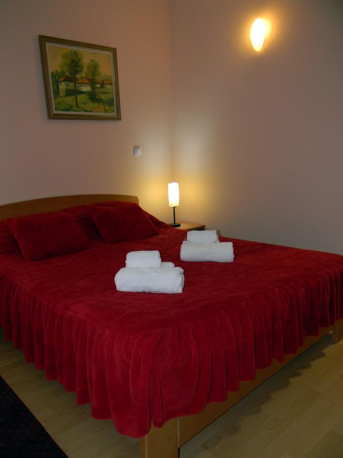 Stari Mlin Hotel Vrsac Eksteriør billede