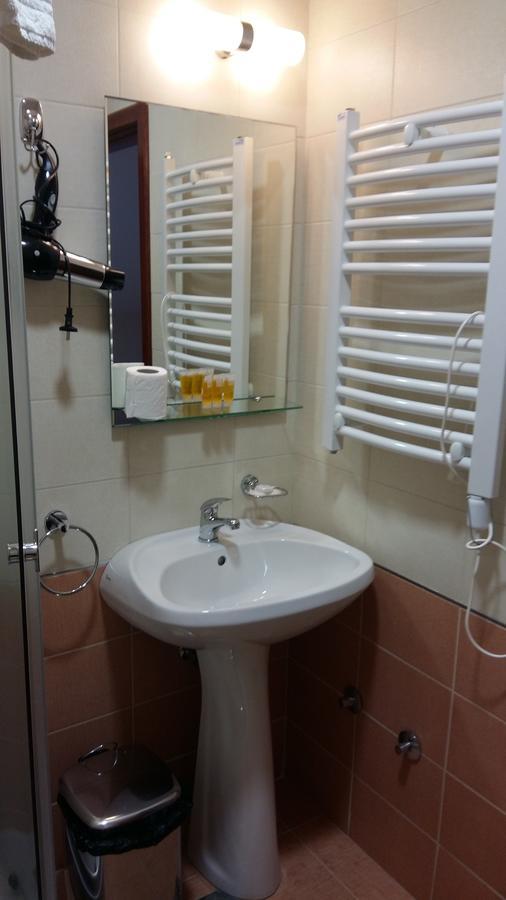 Stari Mlin Hotel Vrsac Eksteriør billede